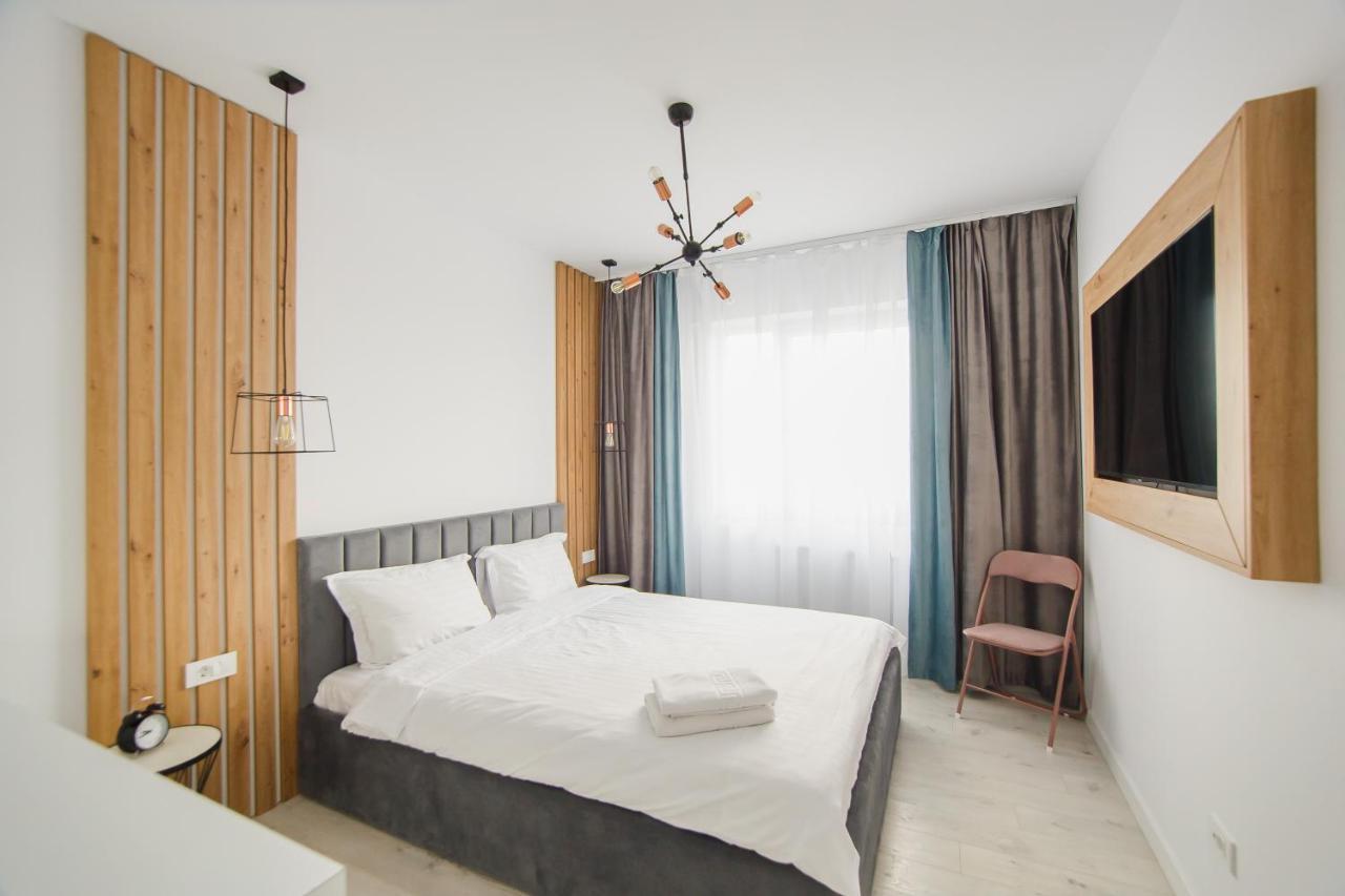 Pinkwood Harmony * Oradea