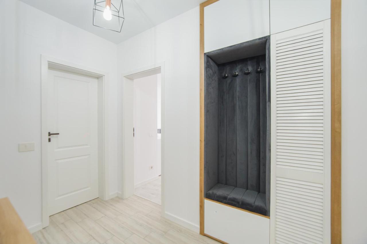 Pinkwood Harmony Apartment